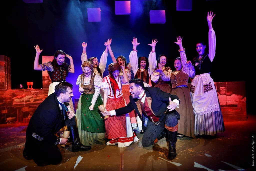 Csurulya Csongor – Falusi Balázs Áron: A Szent Anna-tó legendája